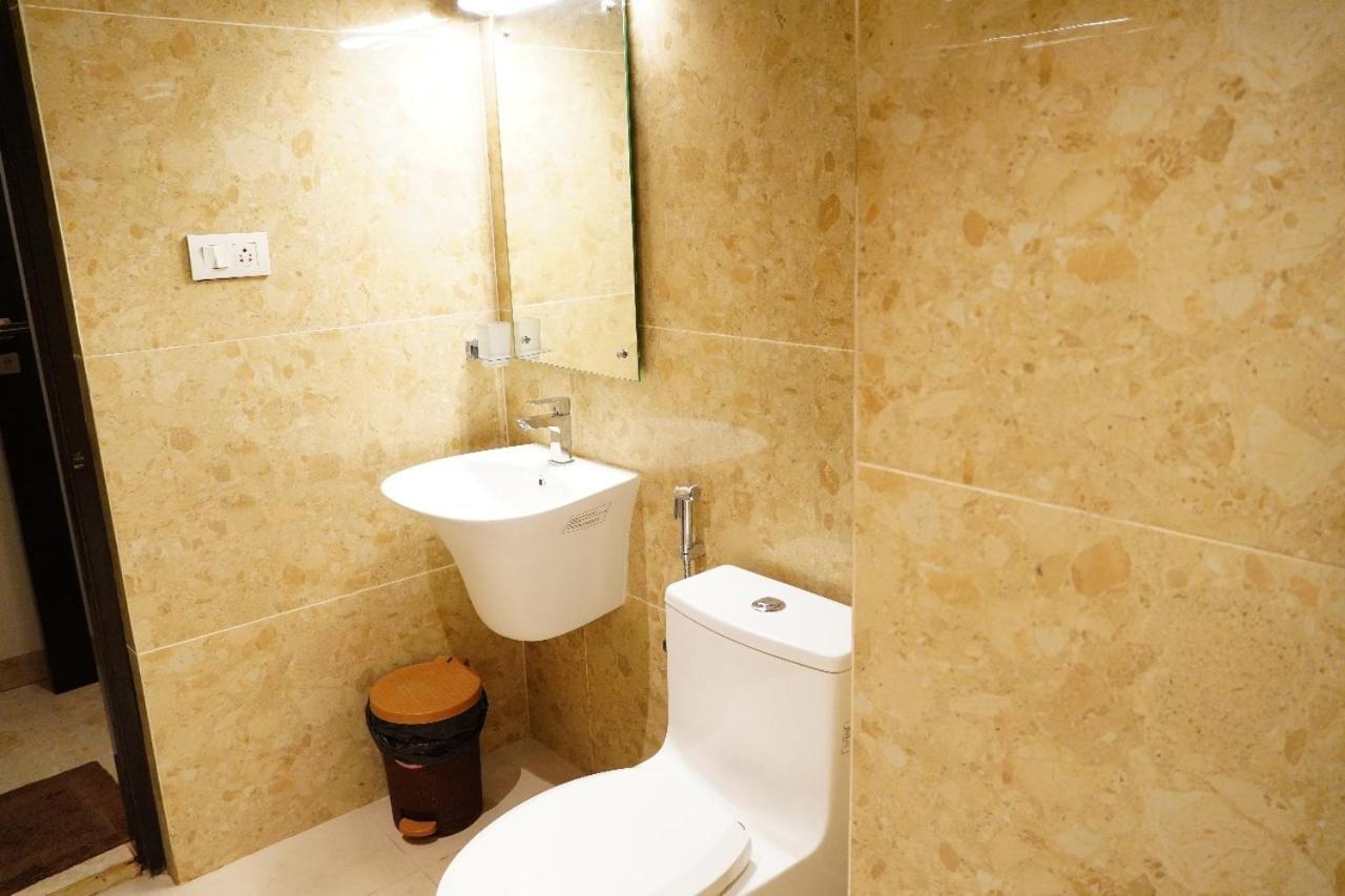 Hotel L. R Residency Kanchipuram Esterno foto