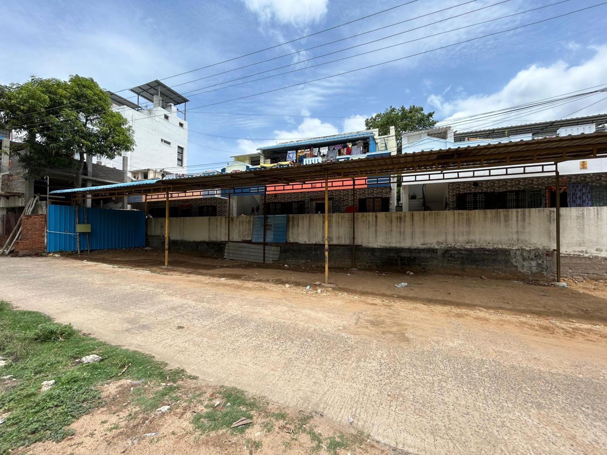Hotel L. R Residency Kanchipuram Esterno foto
